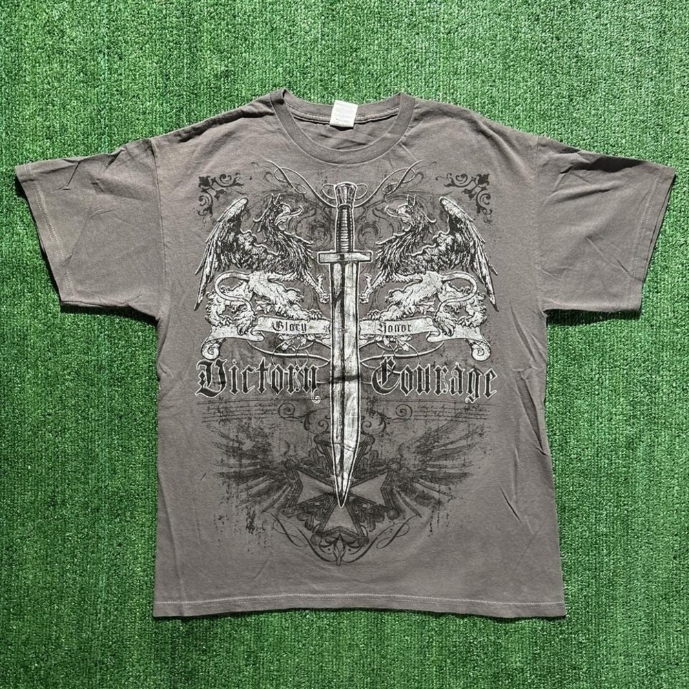 Y2K Knife graphic grey t-shirt Mens Size Large
